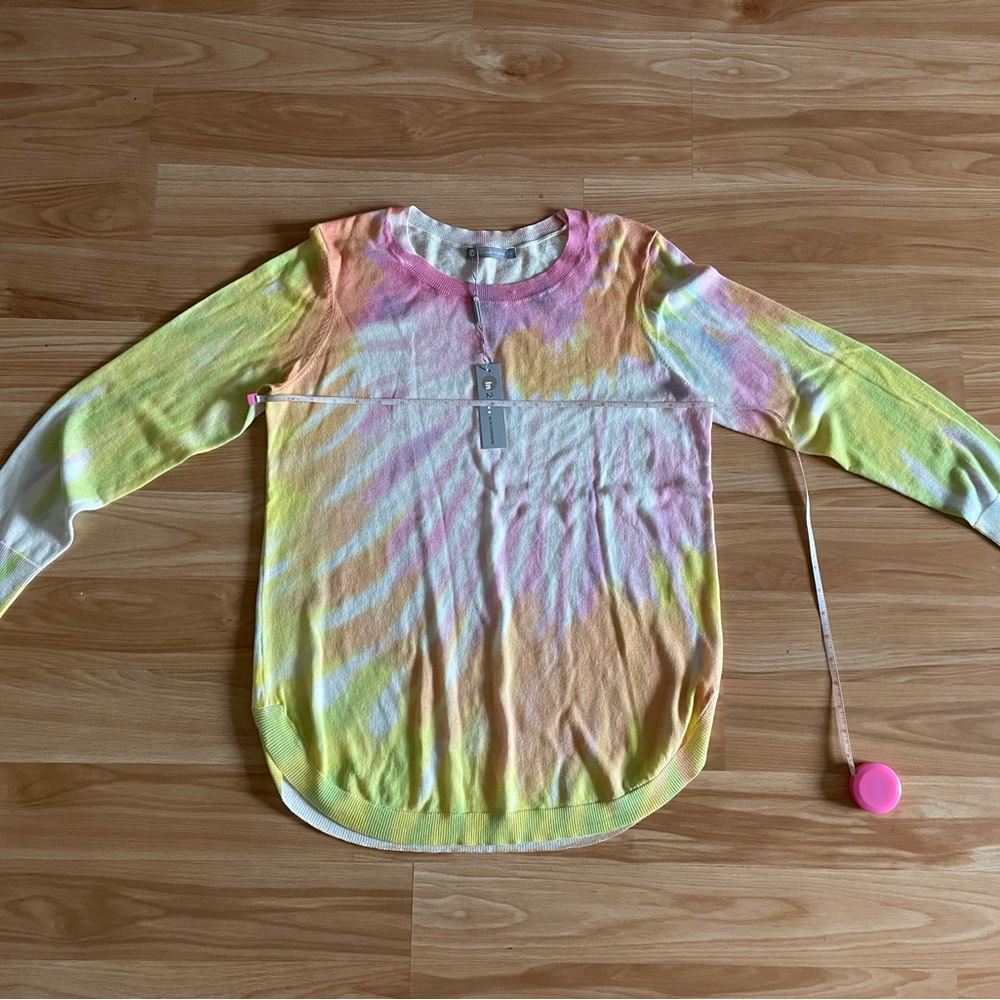 Beautiful New IN2 BY INCASHMERE Yellow Combo Tie Dye Cashmere Blend Sweater
